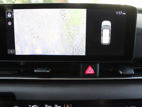 New 2026 Kia Carnival EX image 57