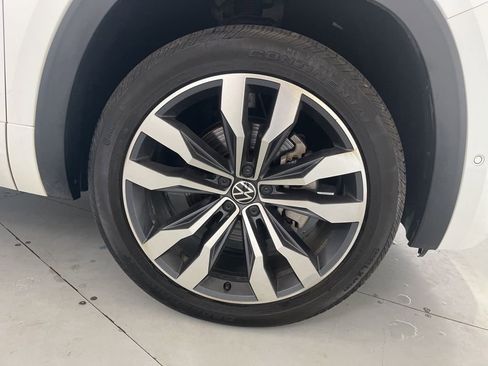 Used 2023 Volkswagen Atlas SEL Premium AWD/4WD image 18