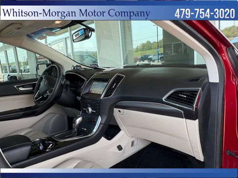 Used 2018 Ford Edge Titanium w/ Equipment Group 301A FWD image 36