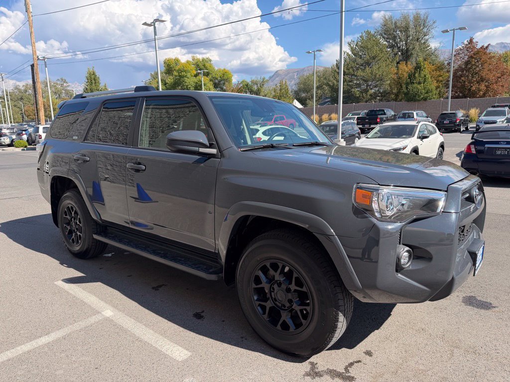 Used 2024 Toyota 4Runner SR5 AWD/4WD image 7
