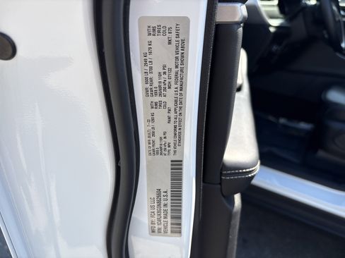 Used 2022 Jeep Grand Cherokee L Limited image 36