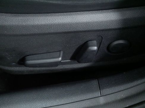 Certified 2019 Kia Optima S image 22