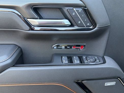 New 2026 GMC Sierra 1500 AT4 w/ AT4 Premium Package AWD/4WD image 8
