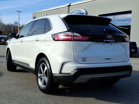 Used 2024 Ford Edge SEL w/ Convenience Package AWD/4WD image 3