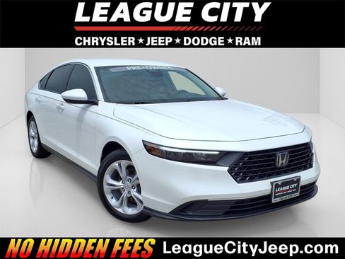 Used 2025 Honda Accord LX image 1