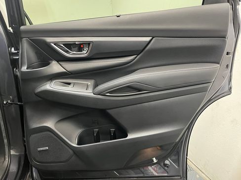 Used 2023 Subaru Ascent Limited w/ Technology Package AWD/4WD image 18