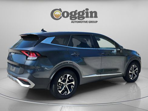Used 2023 Kia Sportage EX image 5