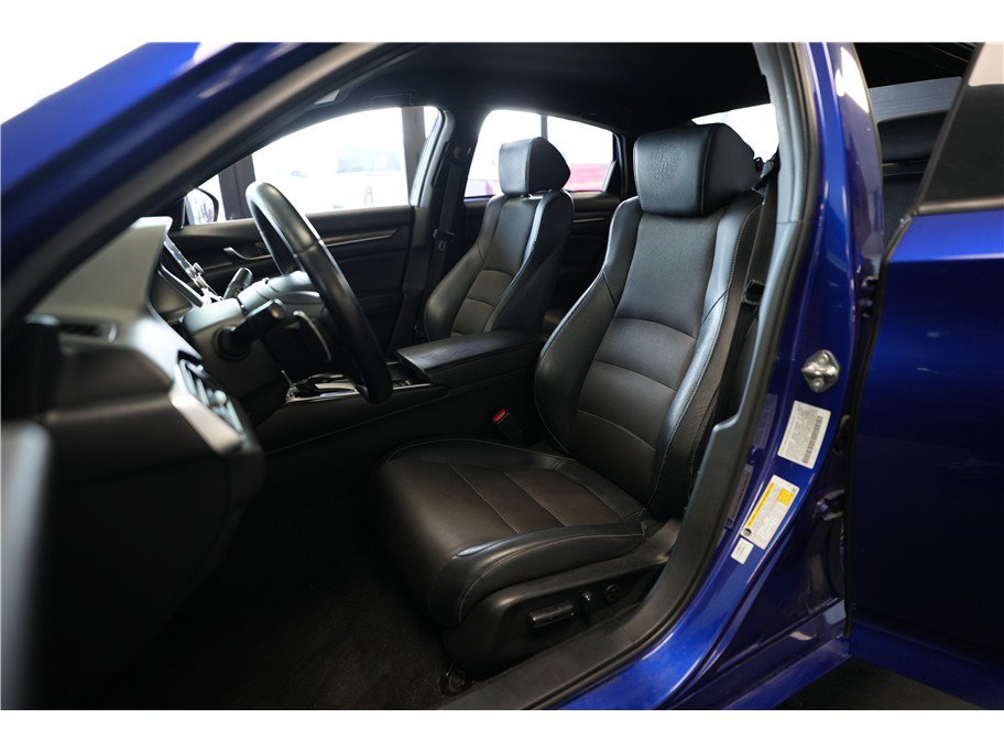 Used 2018 Honda Accord Sport image 11