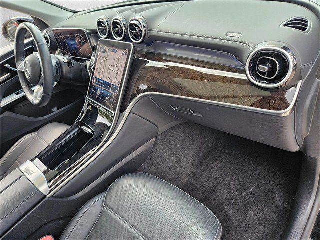 Used 2023 Mercedes-Benz GLC 300 image 21