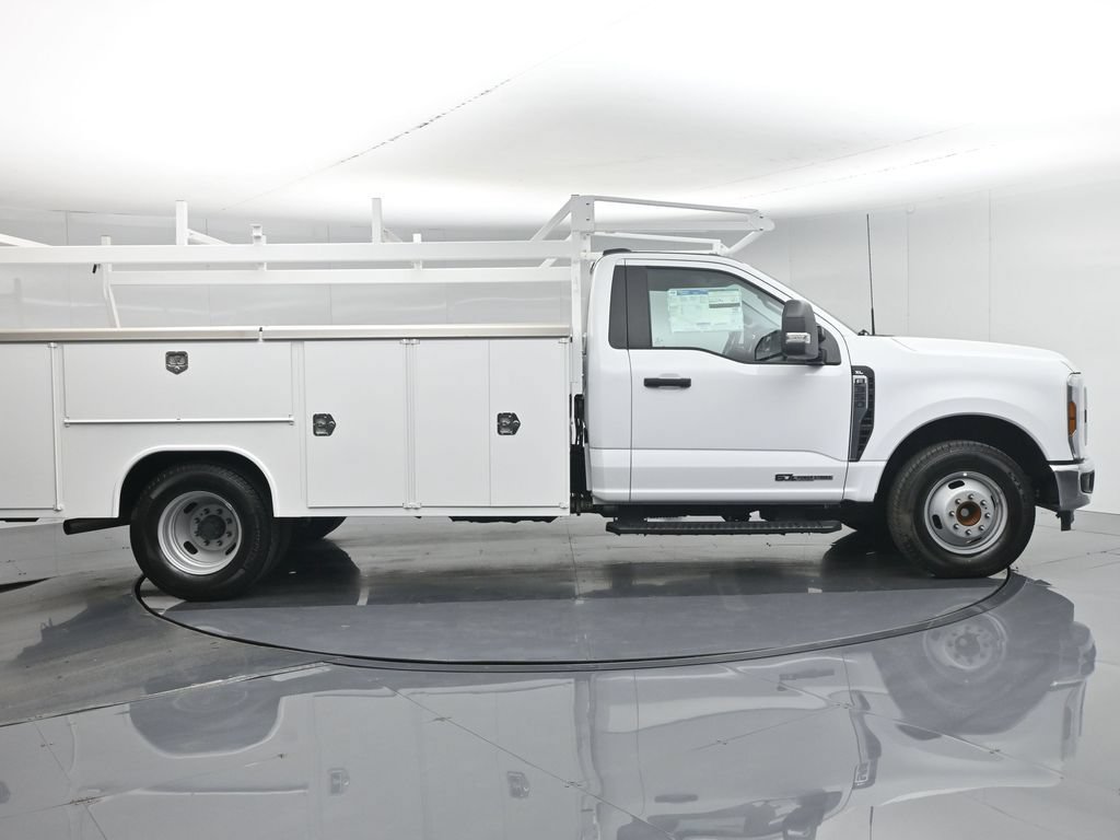 New 2025 Ford F350 XL w/ XL Chrome Package RWD image 31