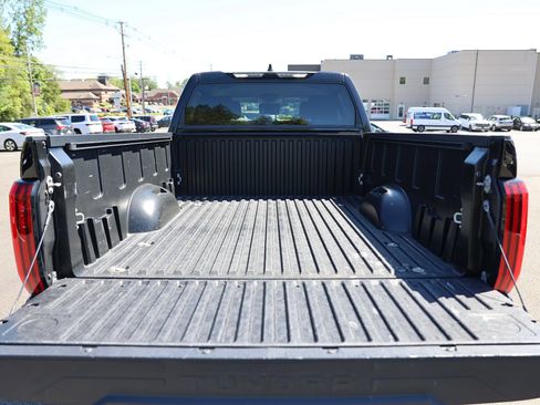 Used 2022 Toyota Tundra SR5 AWD/4WD image 15