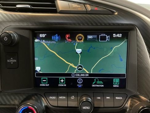 Used 2019 Chevrolet Corvette Z06 RWD image 16