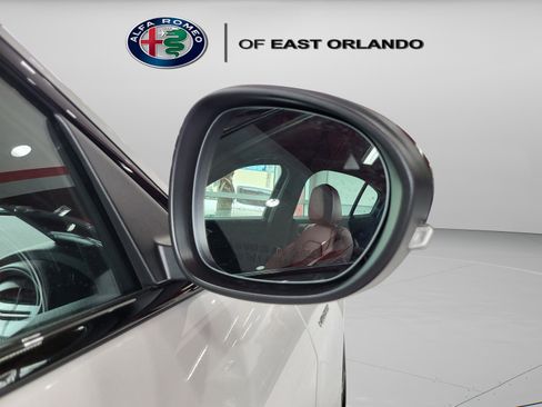 New 2025 Alfa Romeo Giulia w/ Veloce Package Rwd image 32