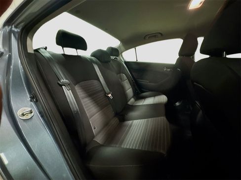 Used 2017 Kia Forte S w/ S Technology Package image 30