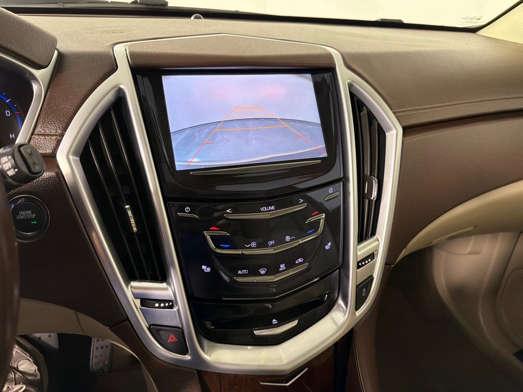 Used 2015 Cadillac SRX Luxury FWD image 16