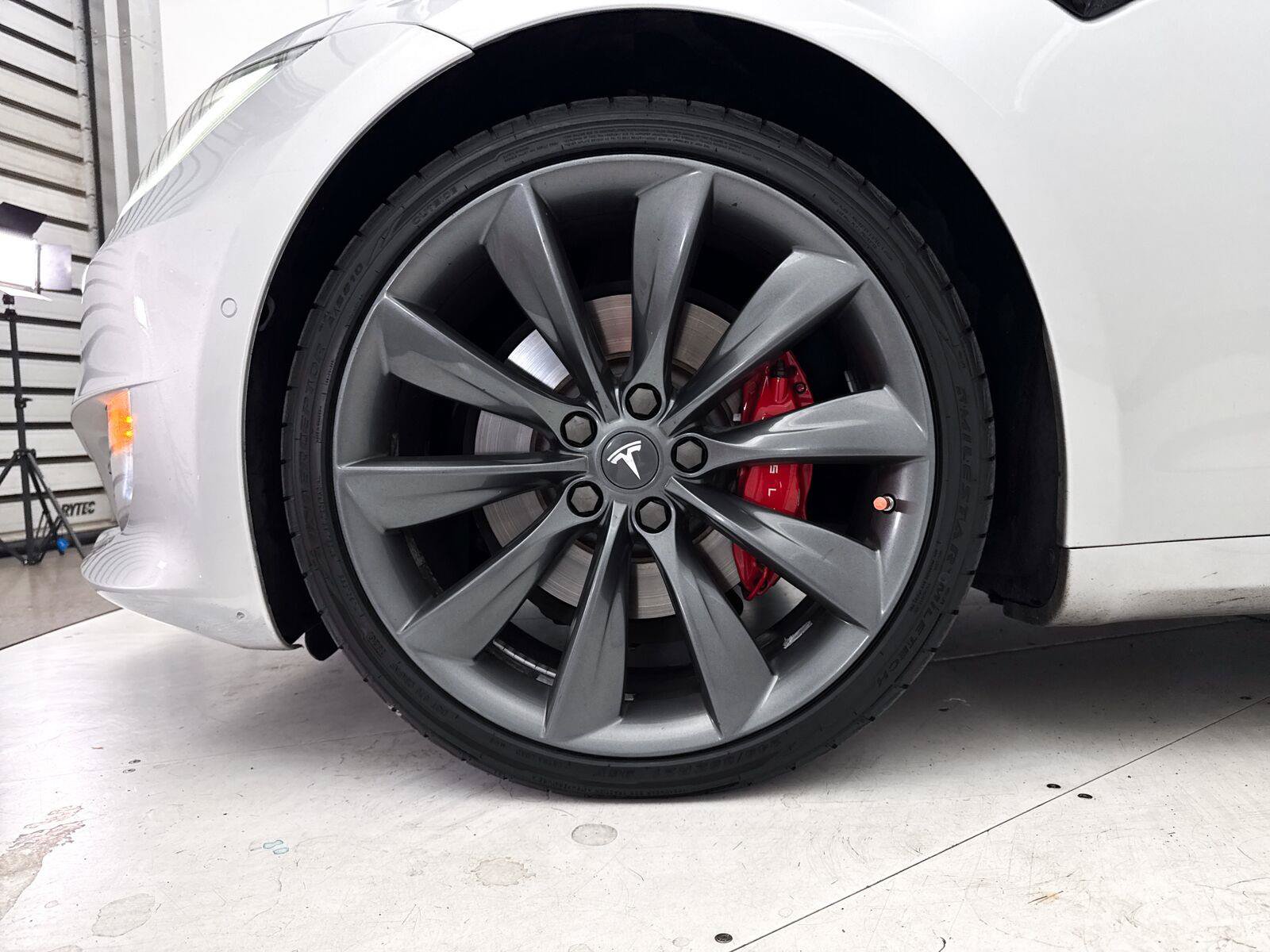 Used 2017 Tesla Model S 100D AWD/4WD image 16