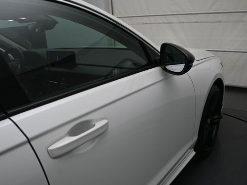 Used 2023 Honda Accord EX-L image 17