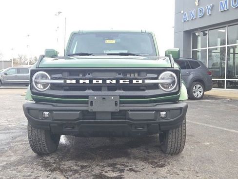 Used 2025 Ford Bronco Outer Banks image 14