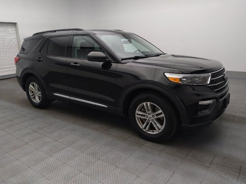 Used 2024 Ford Explorer XLT w/ Equipment Group 202A image 11