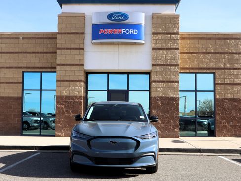 Certified 2024 Ford Mustang Mach-E Select image 3