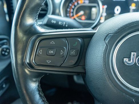 Used 2021 Jeep Wrangler Unlimited Sport image 22