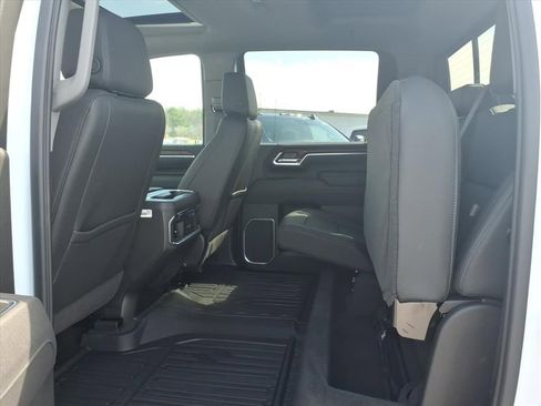 New 2026 GMC Sierra 2500 SLT w/ SLT Premium Package image 15