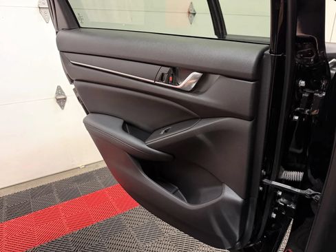 Used 2021 Honda Accord Sport Special Edition image 30