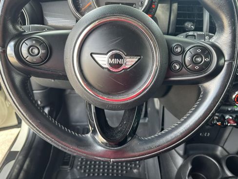 Used 2017 MINI Cooper 2-Door Hardtop FWD image 20
