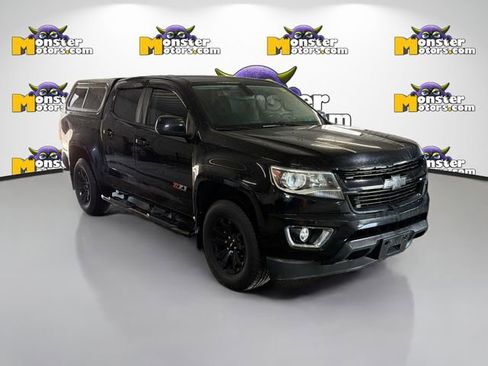 Used 2020 Chevrolet Colorado Z71 w/ Z71 Midnight Edition image 3