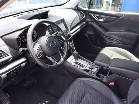 Used 2021 Subaru Forester Premium AWD/4WD image 13