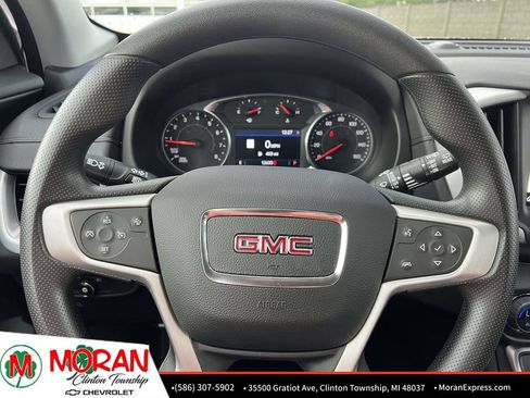 Certified 2024 GMC Terrain SLE w/ Driver Convenience Package AWD/4WD image 19