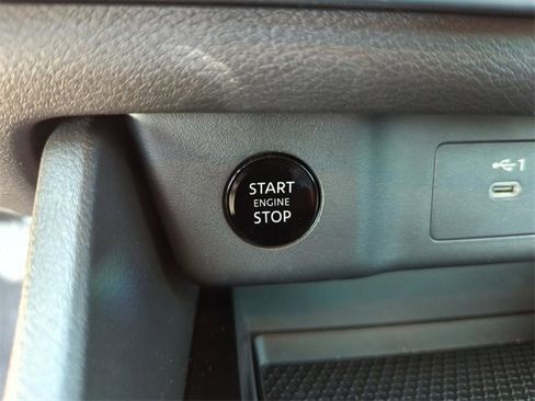 Certified 2025 Nissan Rogue S image 34