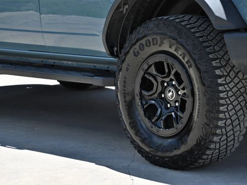 Used 2022 Ford Bronco Wildtrak AWD/4WD image 7