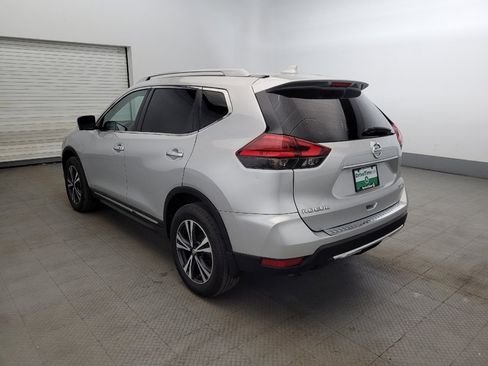Used 2017 Nissan Rogue SL w/ SL Premium Package image 5