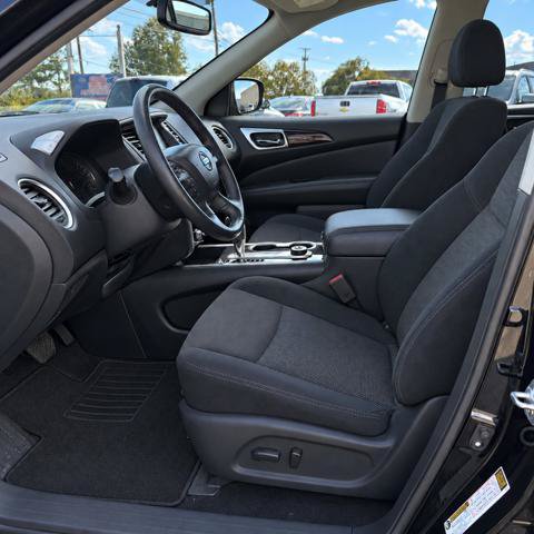 Used 2018 Nissan Pathfinder SV AWD/4WD image 13