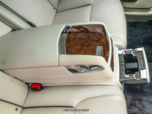 Used 2015 Rolls-Royce Ghost image 95
