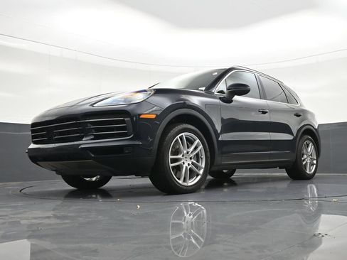 Used 2019 Porsche Cayenne S AWD/4WD image 22