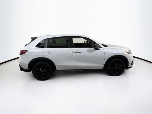 Used 2023 Honda HR-V Sport image 4