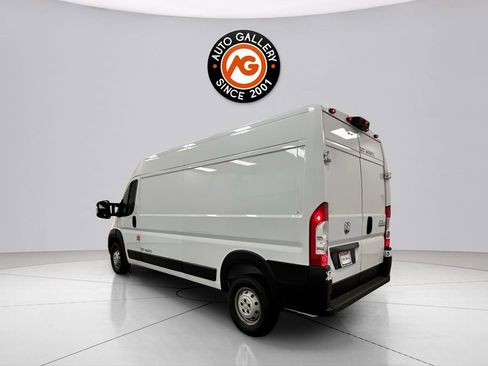 Used 2023 RAM ProMaster 2500 image 5