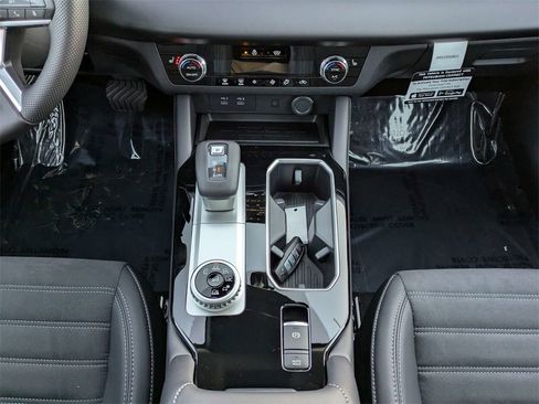 New 2026 Mitsubishi Outlander AWD image 20