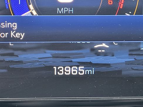 Certified 2025 Chevrolet Tahoe Z71 image 10