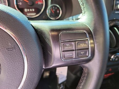 Certified 2017 Jeep Wrangler Unlimited Rubicon image 30