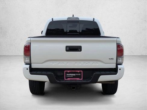 Used 2021 Toyota Tacoma TRD Sport w/ Technology Package RWD image 7