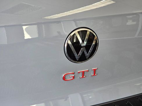 New 2026 Volkswagen GTI SE FWD image 13
