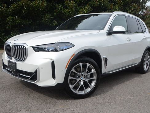 Used 2026 BMW X5 xDrive40i AWD/4WD image 7