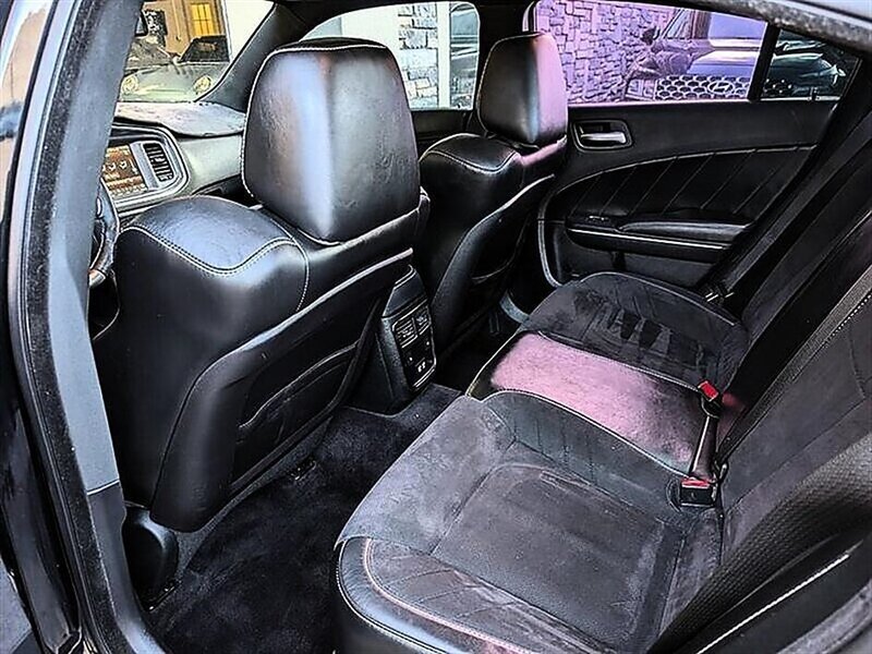 Used 2018 Dodge Charger SRT Hellcat w/ Harman/Kardon Audio Group RWD image 26