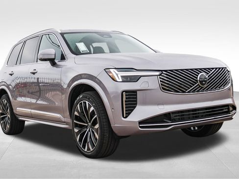 New 2026 Volvo XC90 B6 Plus w/ Protection Package AWD/4WD image 3