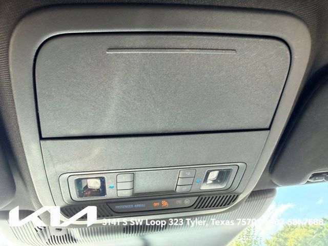 Used 2025 Ford Explorer ST-Line w/ Premium Package RWD image 22