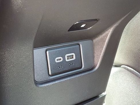 Used 2024 Cadillac XT6 Premium Luxury w/ LPO, Floor Liner Package AWD/4WD image 40