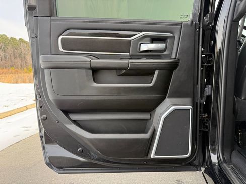 Used 2020 RAM 3500 Laramie image 16